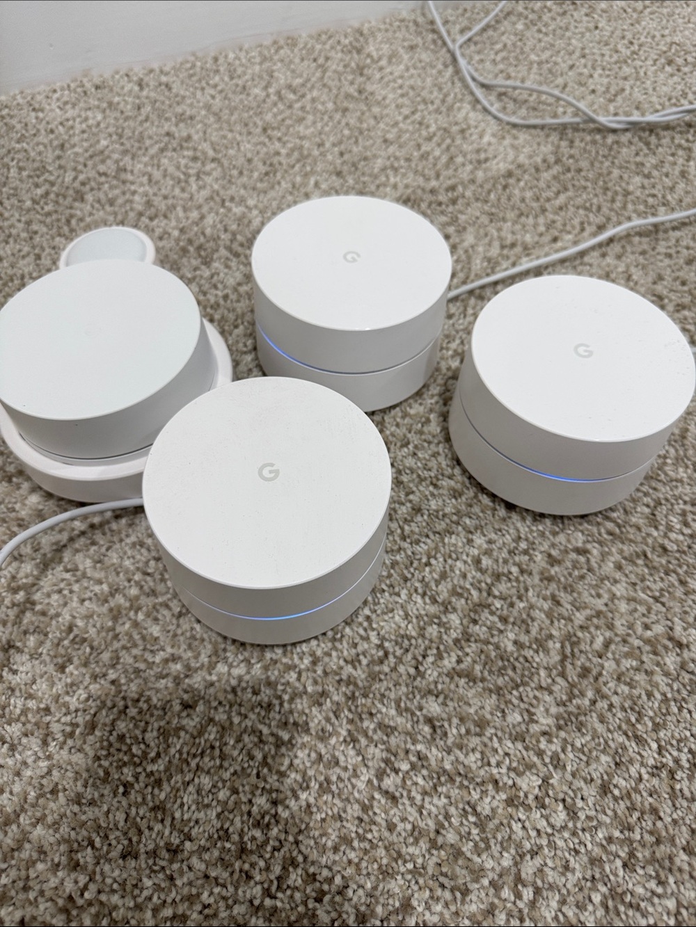 Google White Mesh Wi‑Fi Router Set - 4 Pack - Picture 3 of 7